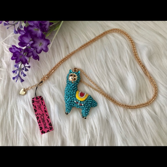Betsy Johnson alpaca bling statement long necklace. Trendy alpaca 💕 - Picture 10 of 10